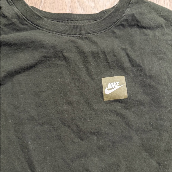 Nike Dark Green Crop Top - Picture 3 of 4